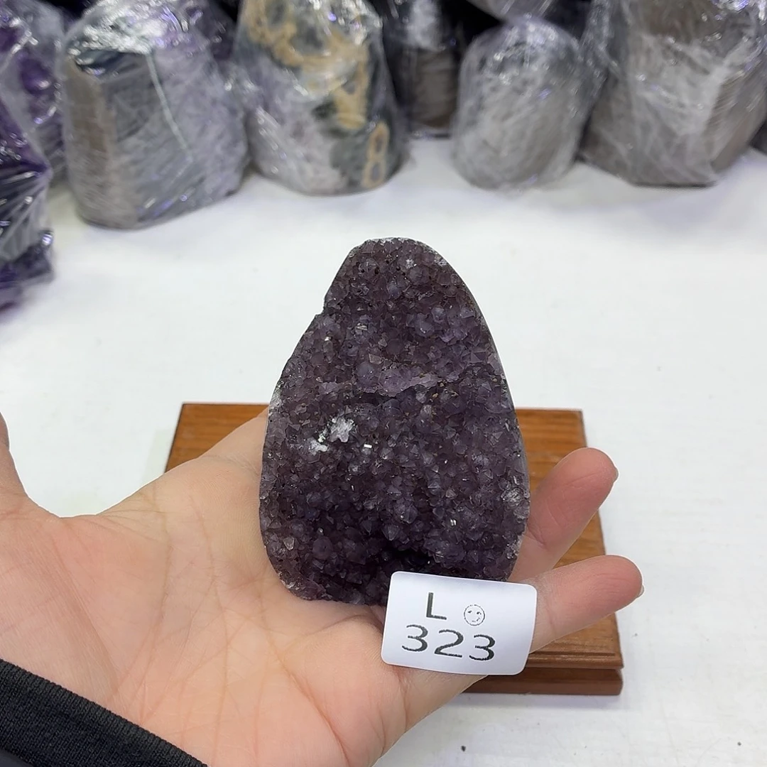 水晶摆件未镶嵌天然紫水晶