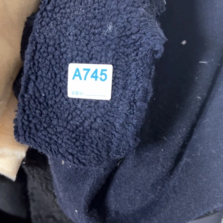 网纱藏青色，羊羔毛¥12 ， 3米745