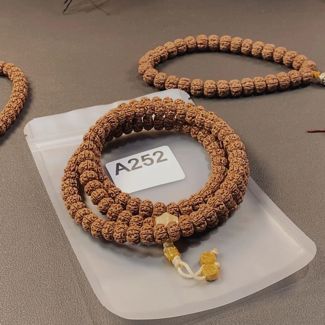 阿***的金刚菩提吊坠哦哦哦哦哦哦哦哦哦