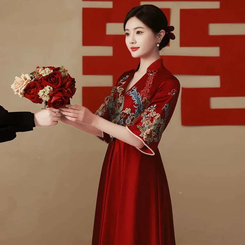 中式敬酒服新娘新款夏季孕妇大码胖mm日常结婚v领秀禾礼服遮肚子