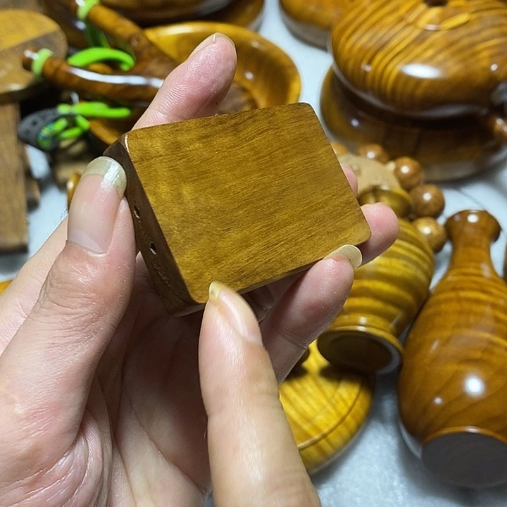 金丝楠木小叶楠木