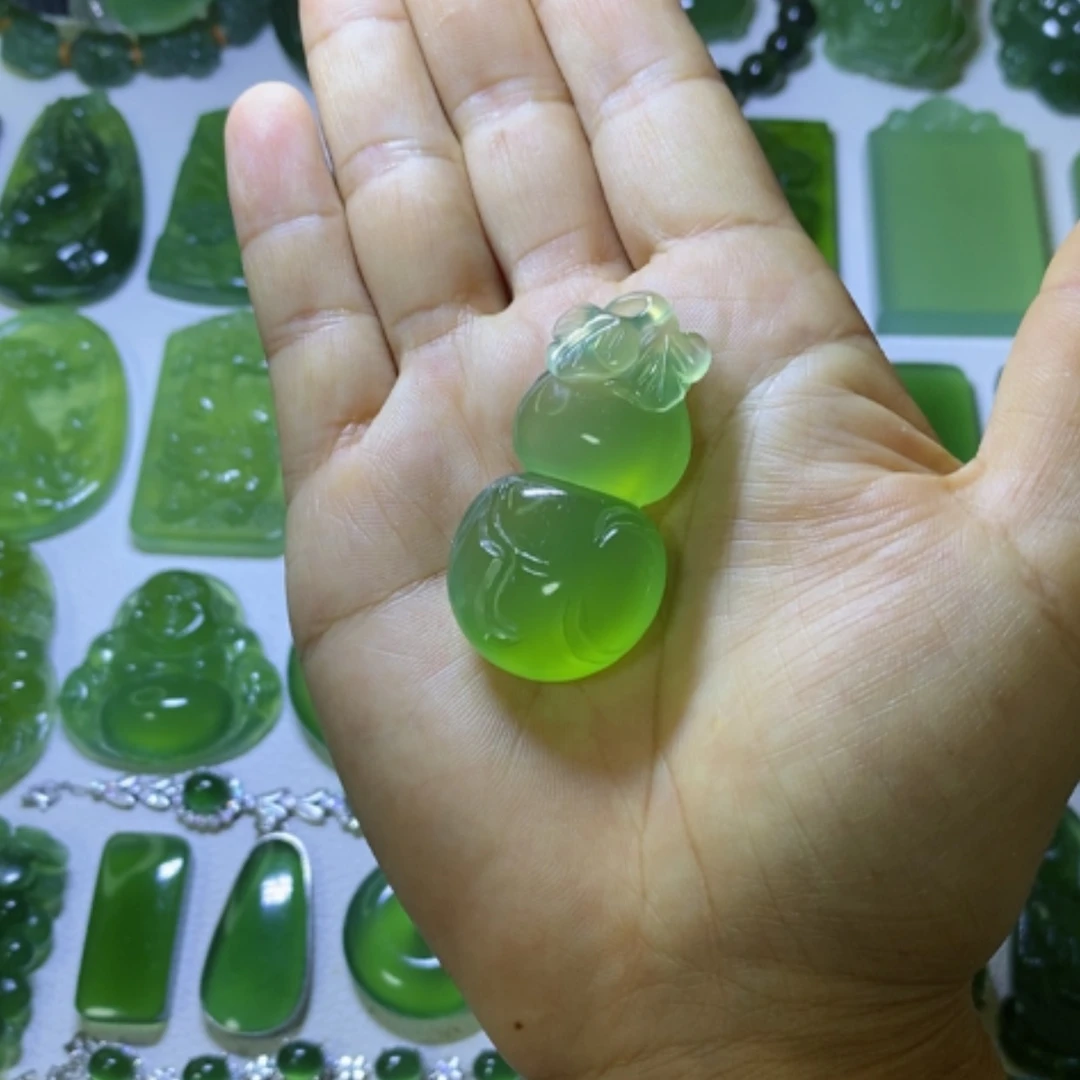 【闪购商品】未镶嵌蛇纹石玉颈饰