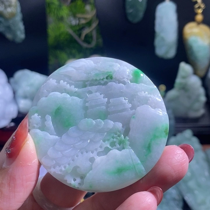 【闪购商品】颈饰未镶嵌翡翠山水