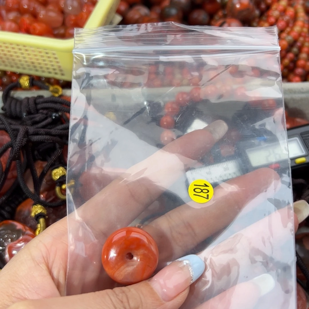 南红玛瑙未镶嵌配饰