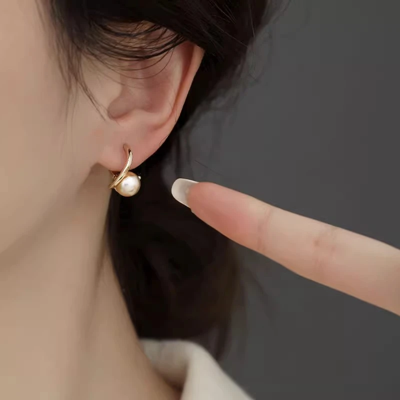 非金属仿珍珠耳饰 香槟色贝珠耳环新款爆款高级感气质轻奢耳钉女