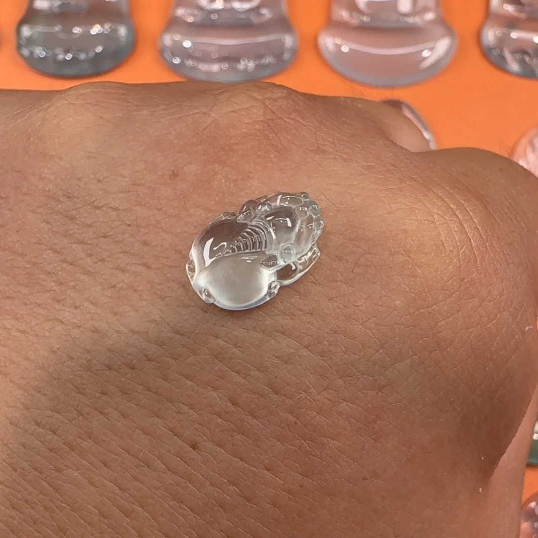 定制翡翠未镶嵌天然
