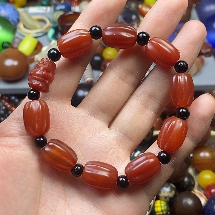 未镶嵌颈饰玛瑙/玉髓