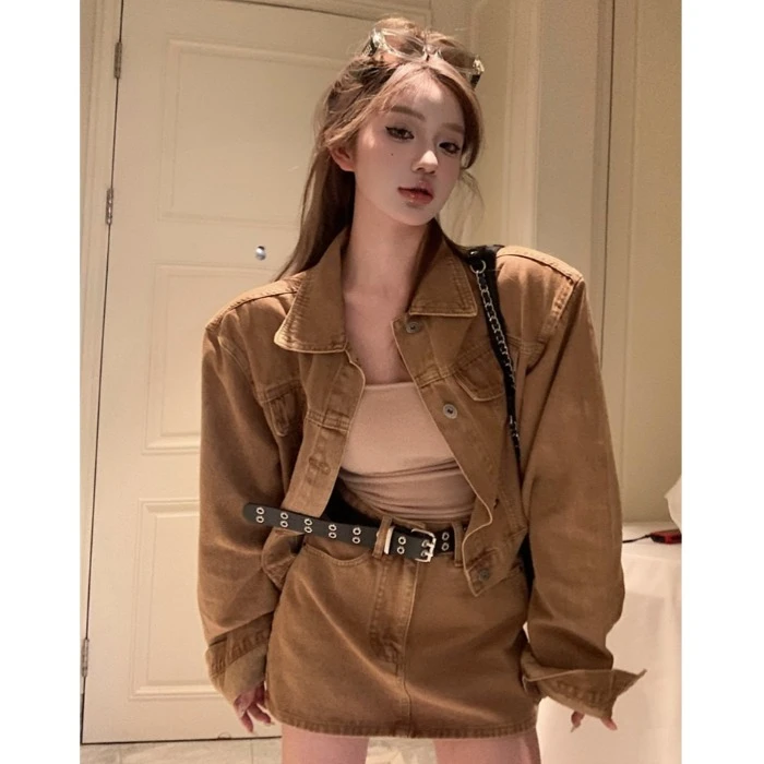 废土风辣妹时尚牛仔套装女秋季2025新款短款外套上衣半身裙两件套