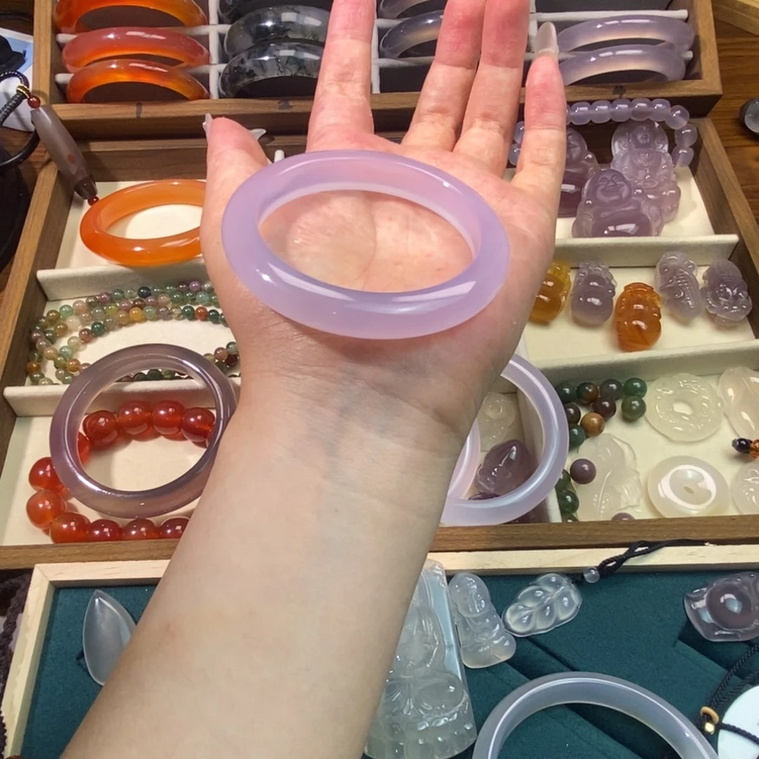 玛瑙/玉髓手镯未镶嵌⋆****