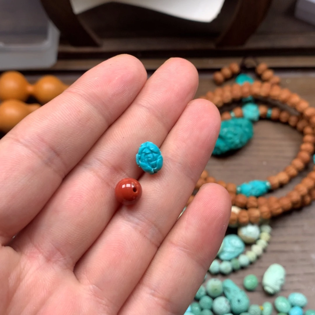 南红玛瑙未镶嵌雕刻