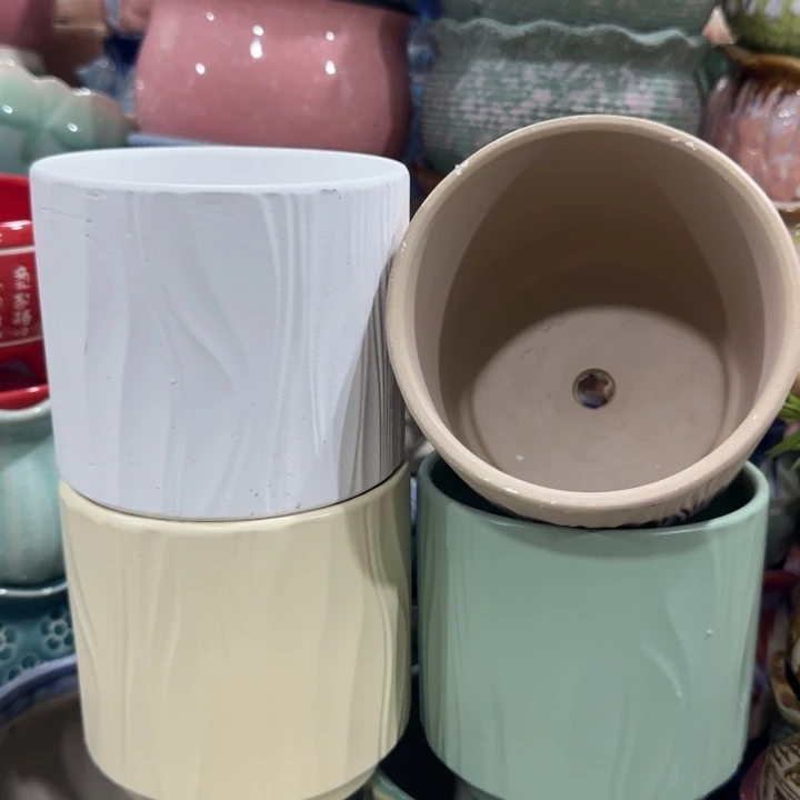 凑9块包邮，有孔，陶瓷花盆