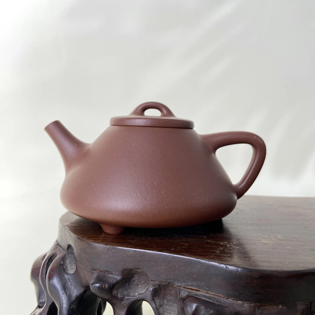 宜兴手工紫砂陶 （万旭霞）200cc茶壶GS4208-7