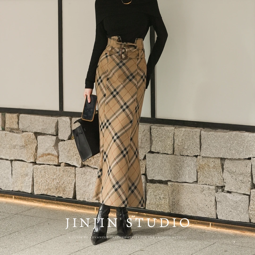 MD进进原创【优雅老钱】2025冬显瘦高腰时尚格纹复古百搭气质半身裙