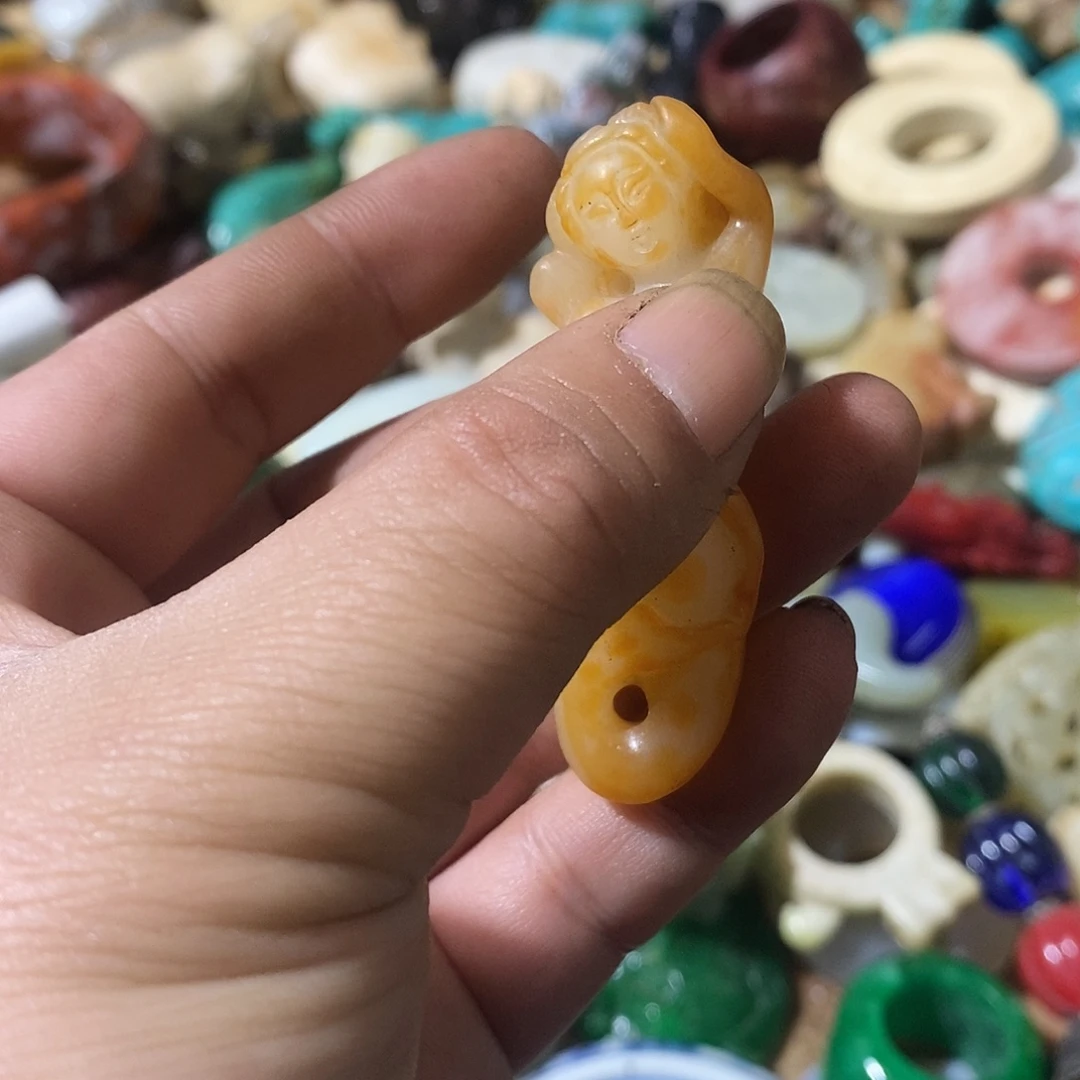 张***）和田玉（糖玉）未镶嵌挂件