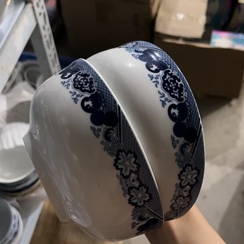 陶瓷6寸碗两个陶瓷