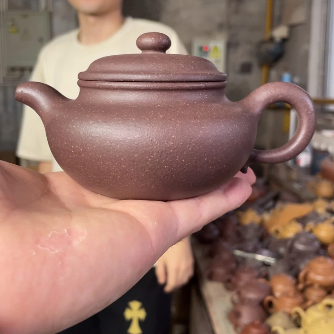 茶壶紫砂CZP。 大水潭天青泥。 仿古。 180CC