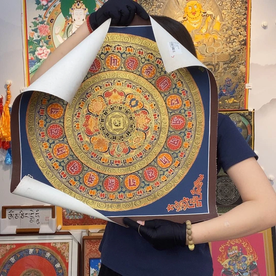卷轴画纯手绘唐卡六字真言50厘米左右