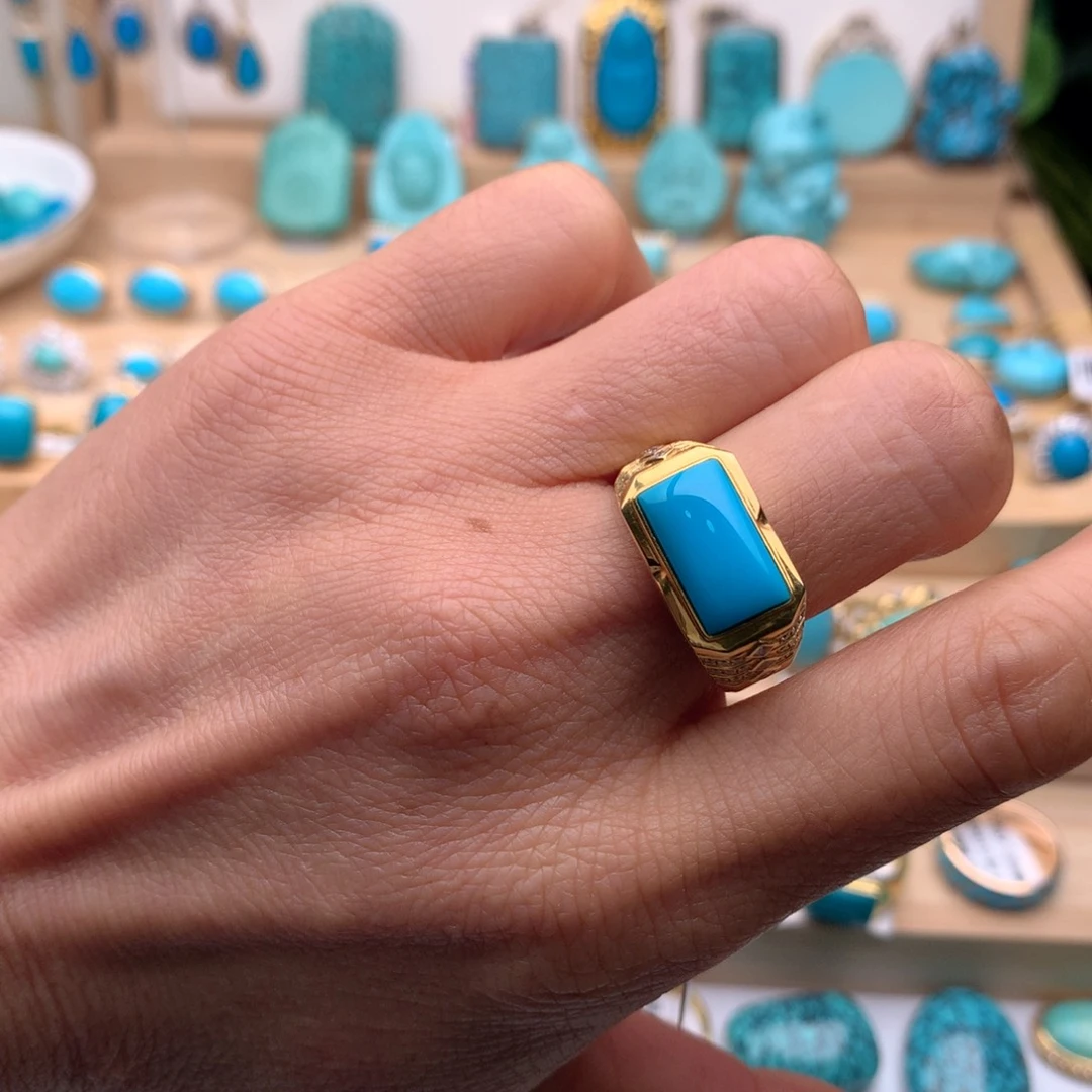 绿松石18K金镶嵌珠宝奇石