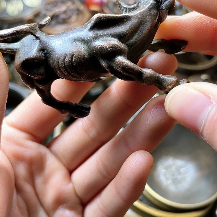 全是铜铜铜器铜器