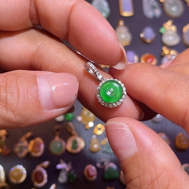 翡翠银S925镶嵌颈饰