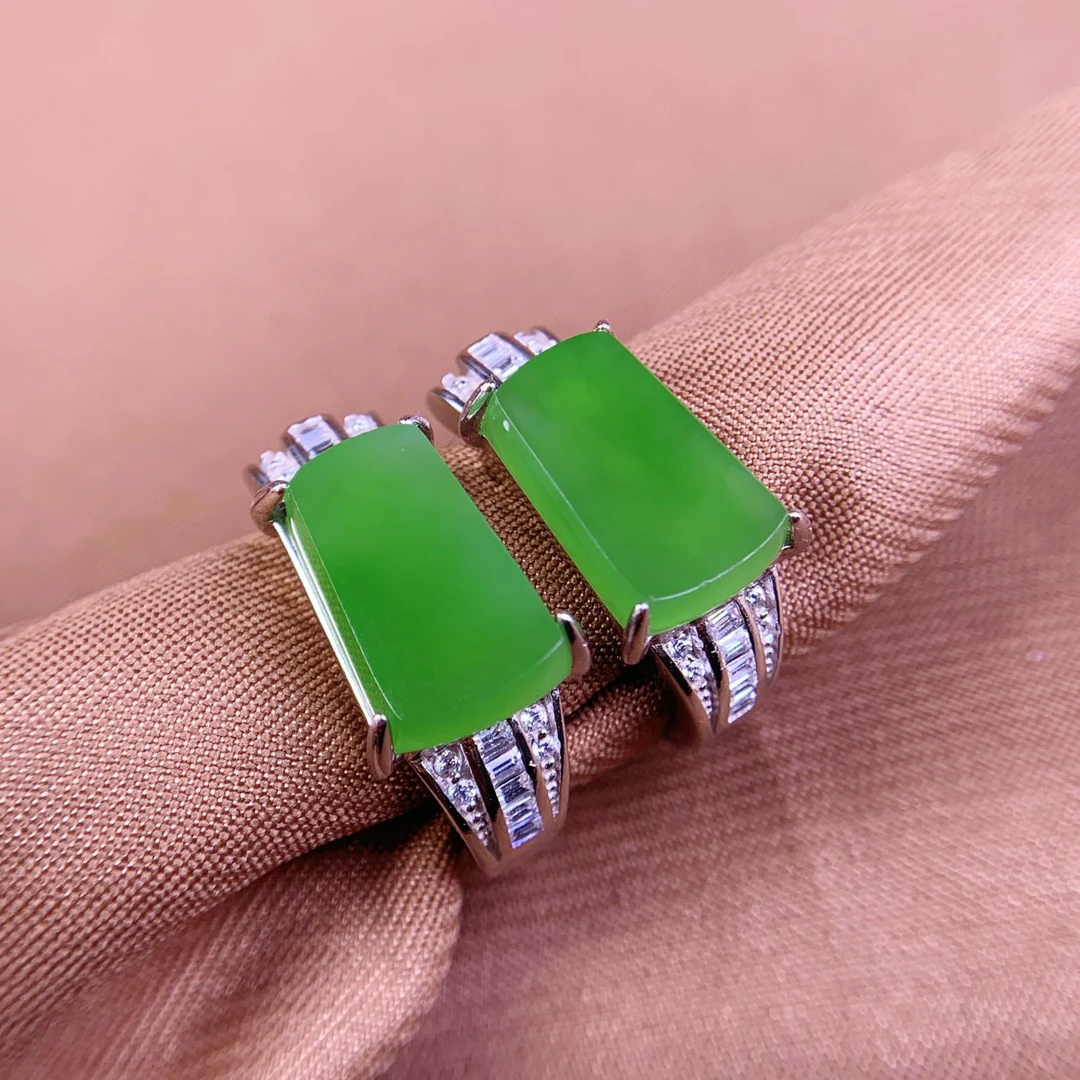 天然和田玉俄料碧玉阳绿方牌平安牌925银精工耳扣耳环时尚女@0066