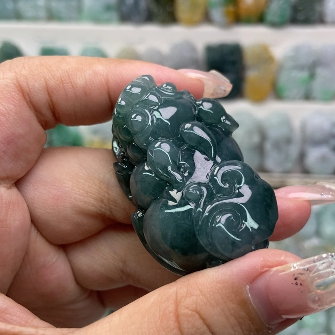 吊坠(赠链)未镶嵌翡翠