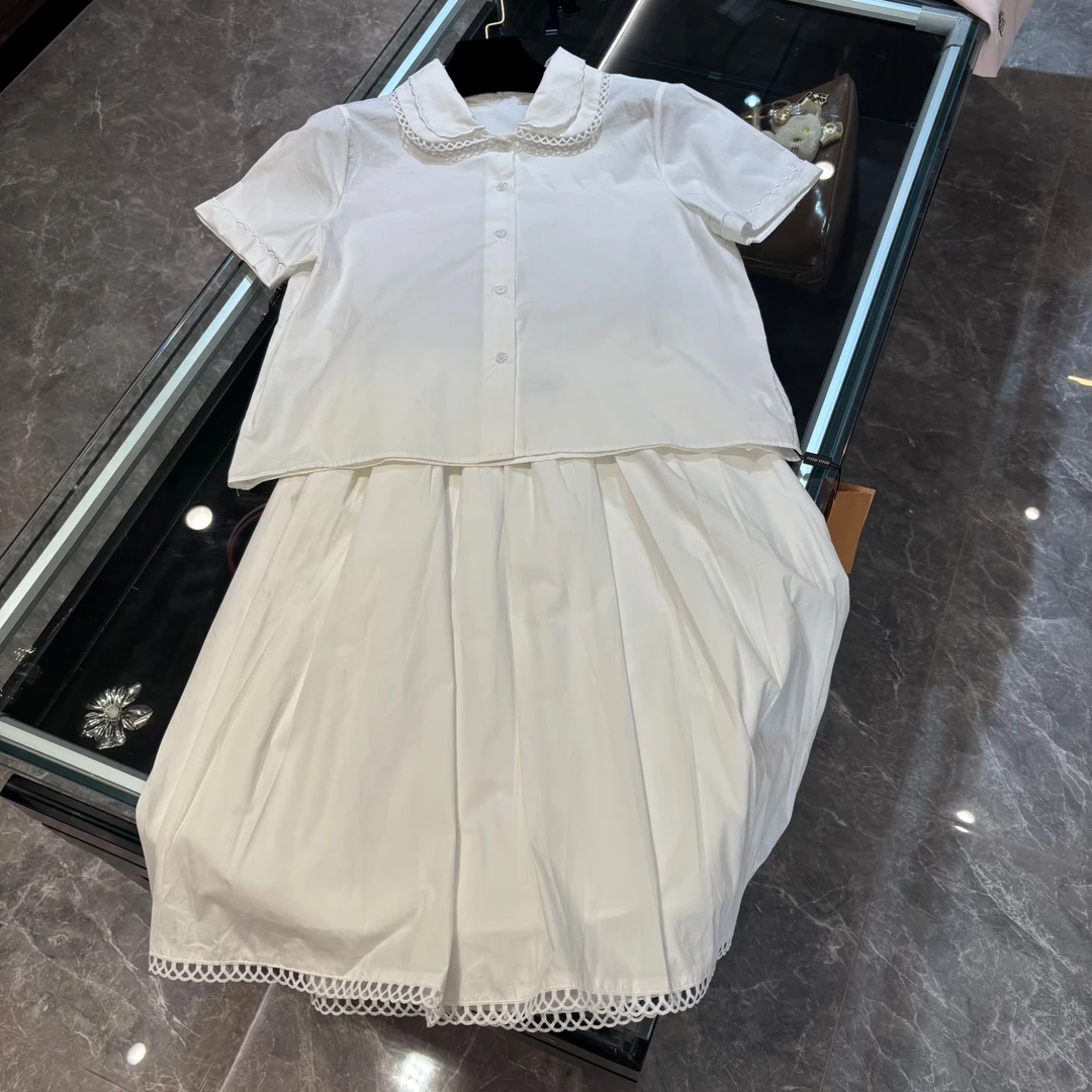 《猪猪出品》气质百搭高级时尚翻领简约字母夏季女装套装616