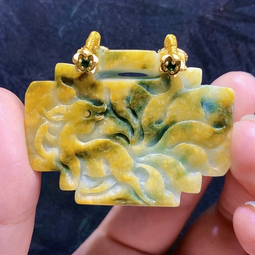 【闪购商品】翡翠未镶嵌颈饰吊坠