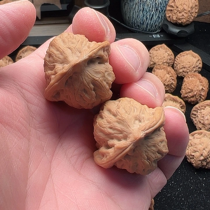 文玩核桃把件山一代原生态佛肚36尺 体验对 精