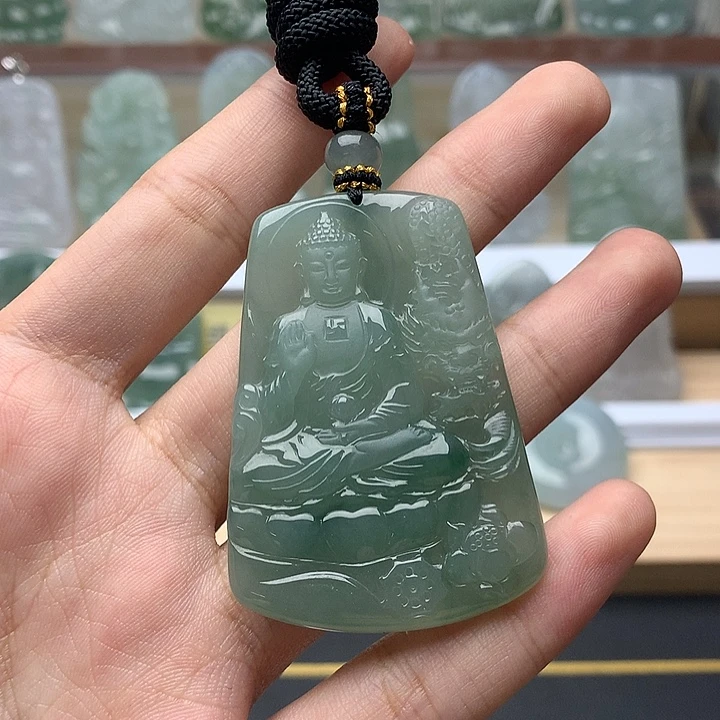 千***秋翡翠未镶嵌颈饰阿弥陀佛