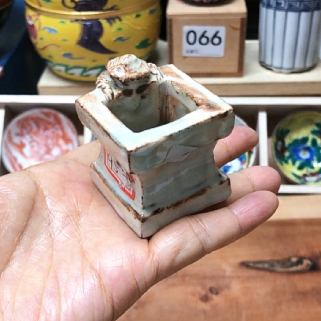 【闪购商品】碗白色萩烧盖置