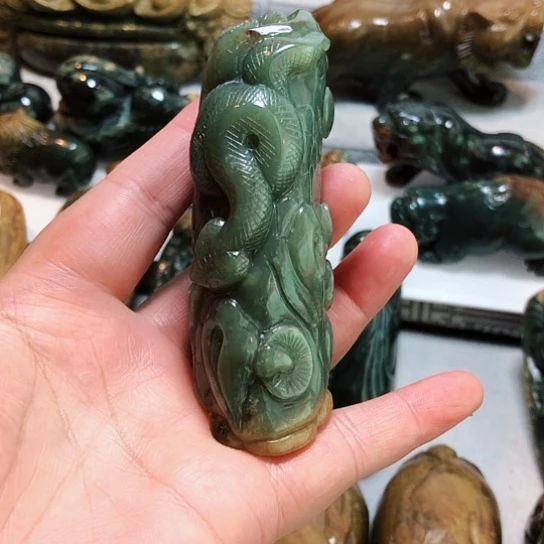 岫岩河磨玉（透闪石质玉）把件未镶嵌啦****9