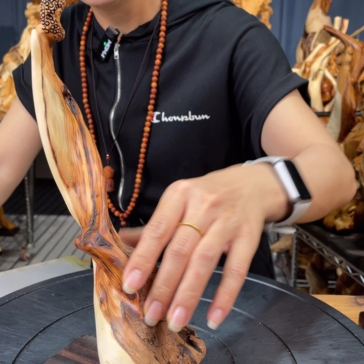 柏木（崖柏）随型摆件