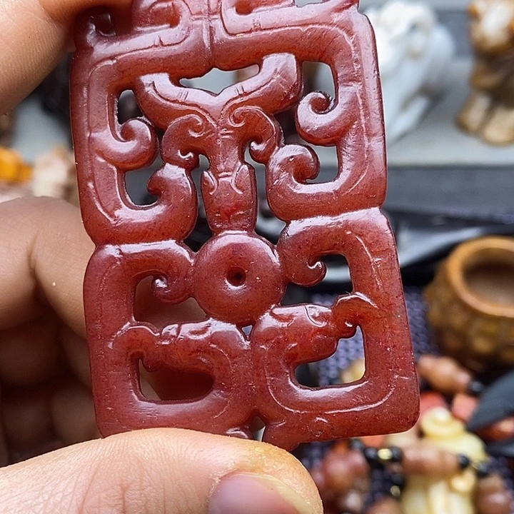 未镶嵌蛇纹石玉颈饰