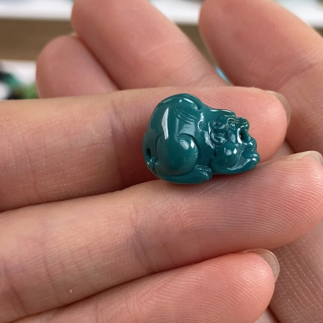 绿松石未镶嵌。雾霾蓝貔貅
