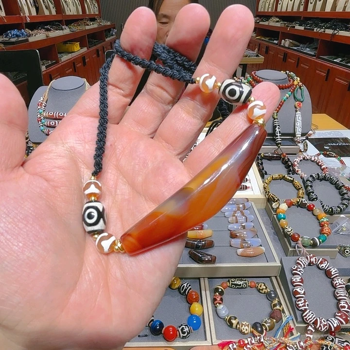 未镶嵌玛瑙/玉髓珠宝奇石