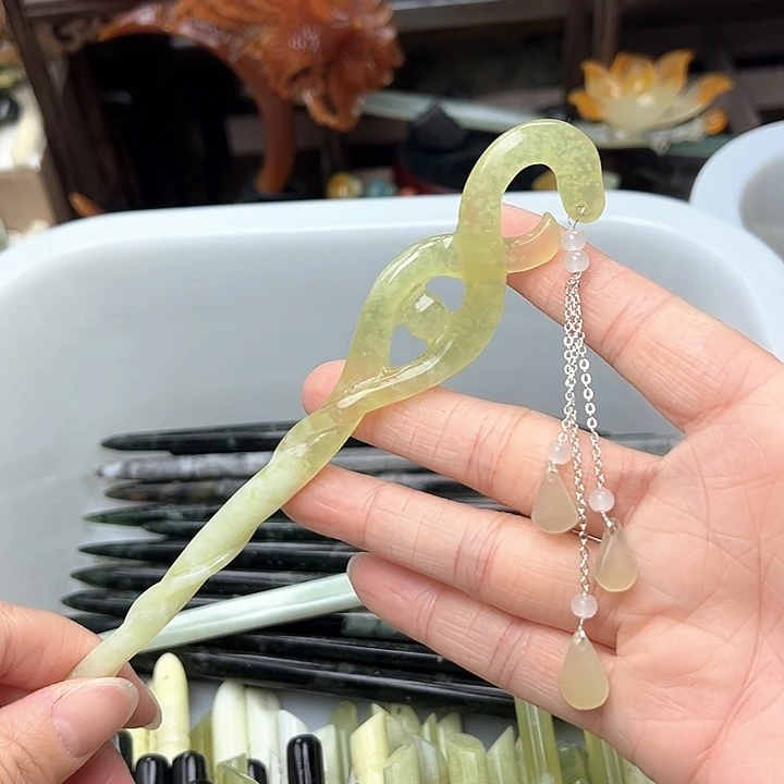 蛇纹石玉未镶嵌发簪