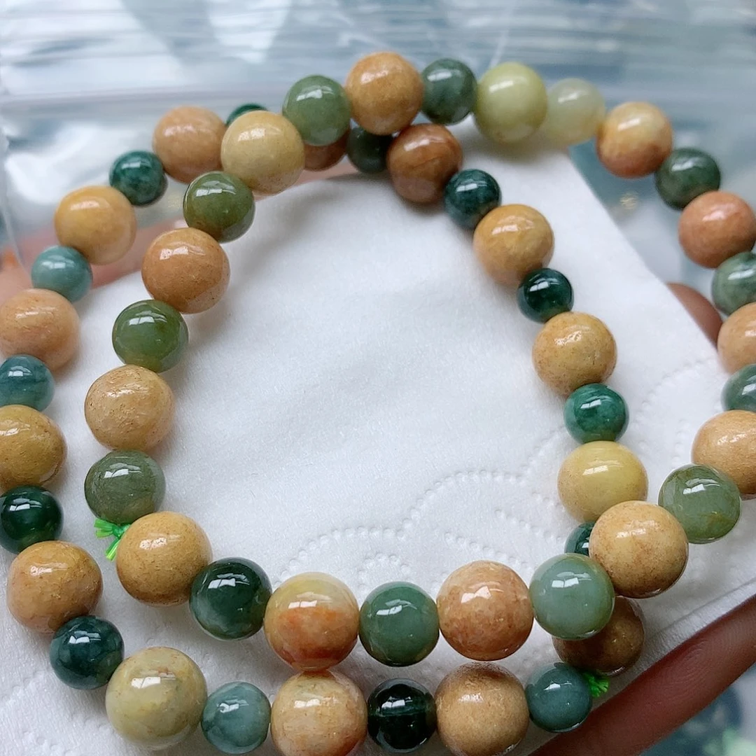 翡翠颈饰未镶嵌手串