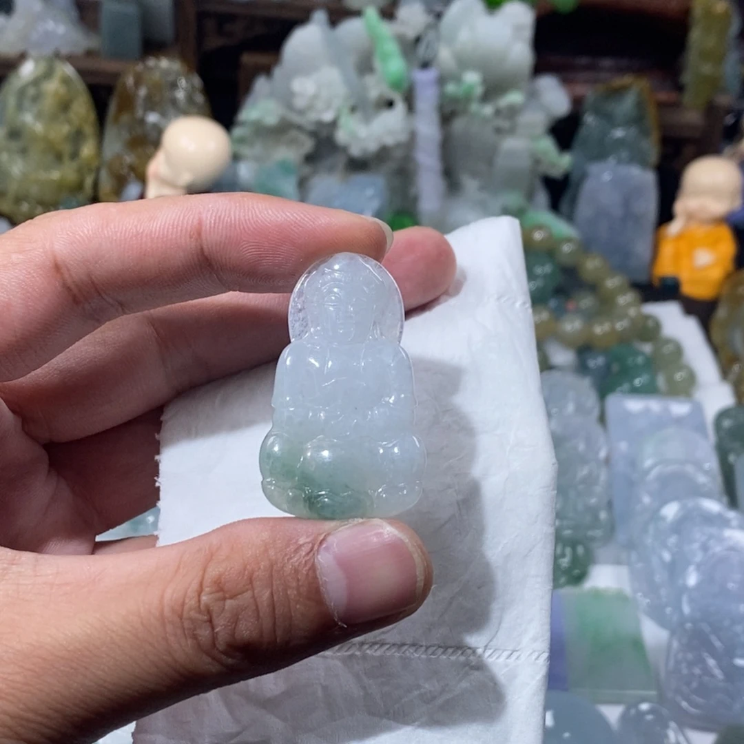 翡翠未镶嵌吊坠(不含链)观音