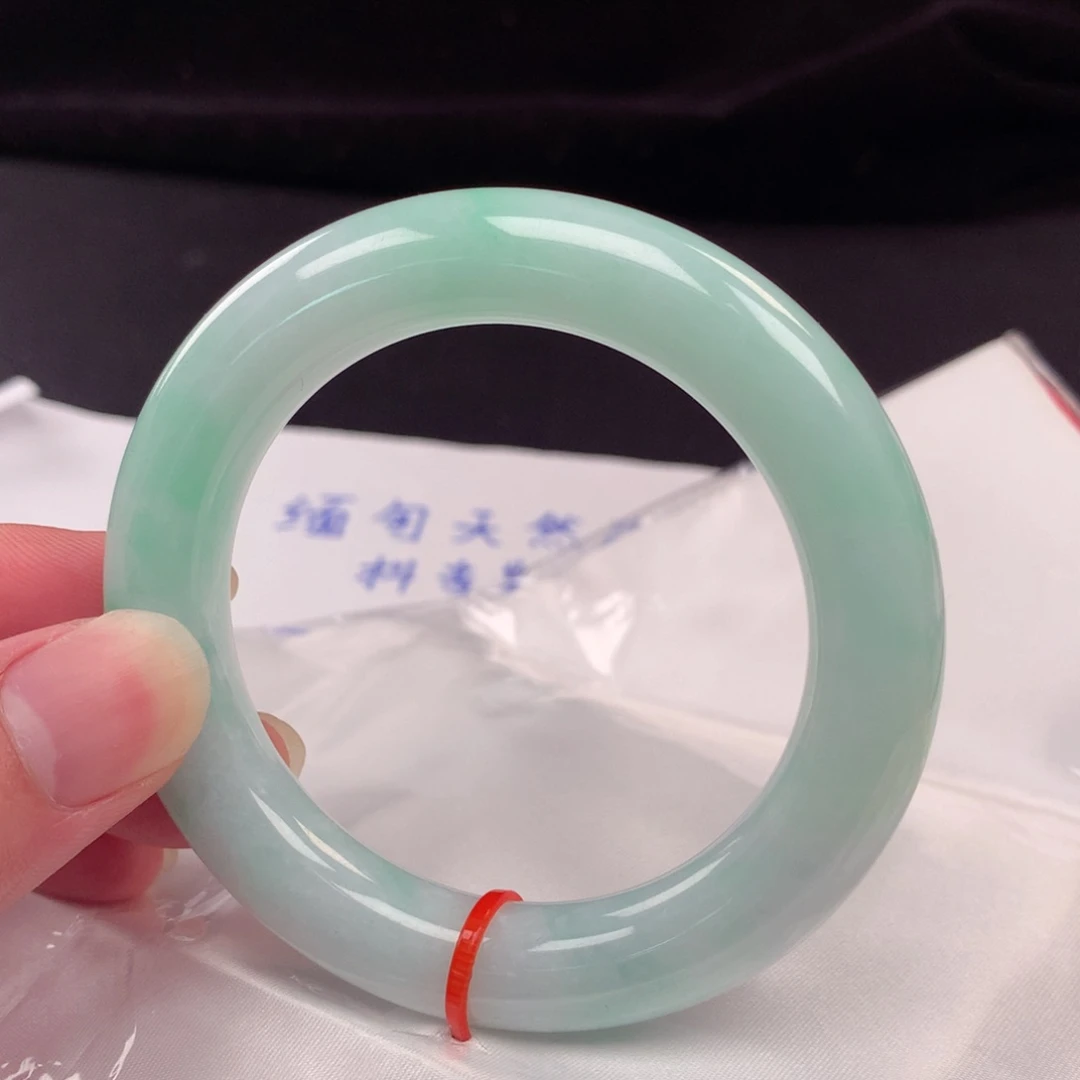 未镶嵌手镯翡翠092