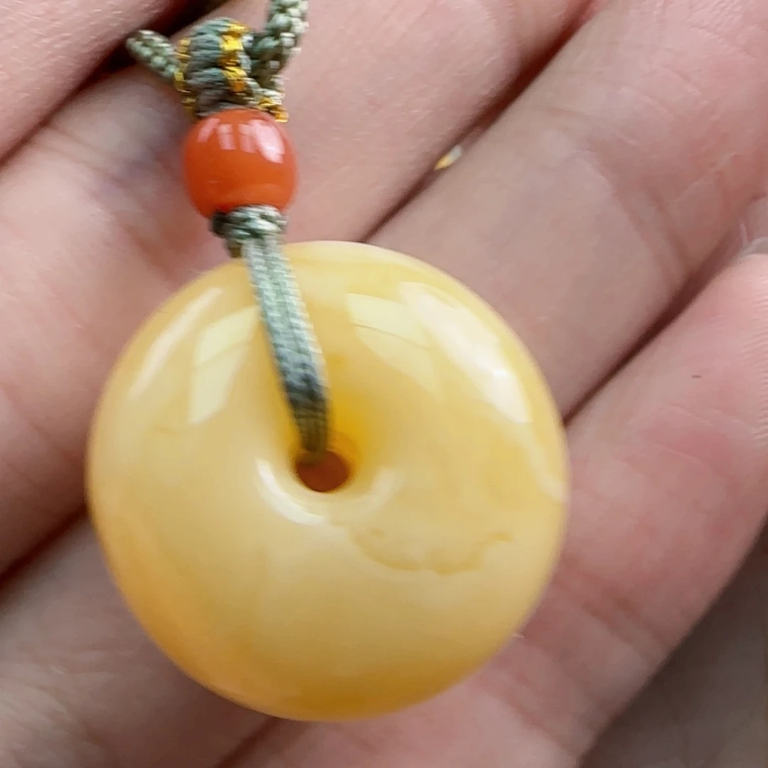未镶嵌蜜蜡珠宝奇石