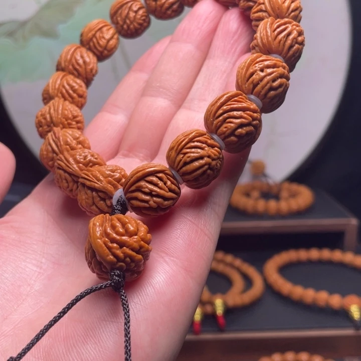 桃核手串18刺龙手持