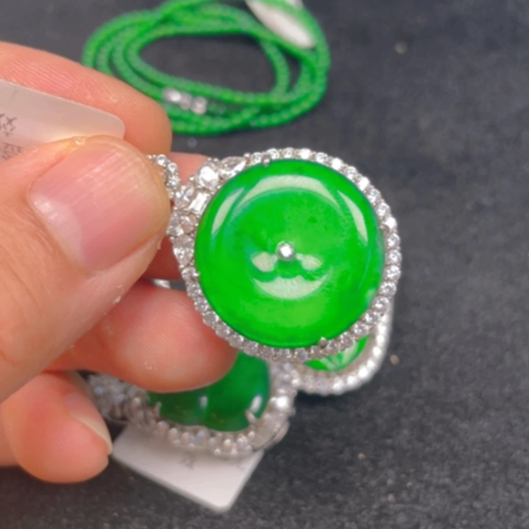 【闪购商品】翡翠银S925镶嵌颈饰吊坠