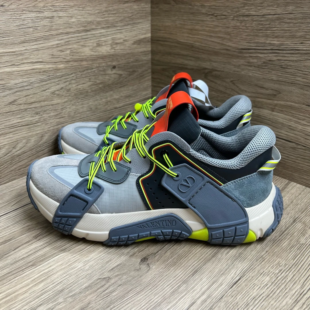 95新 Valentino/华伦天奴 Wod 灰橙运动鞋 42码