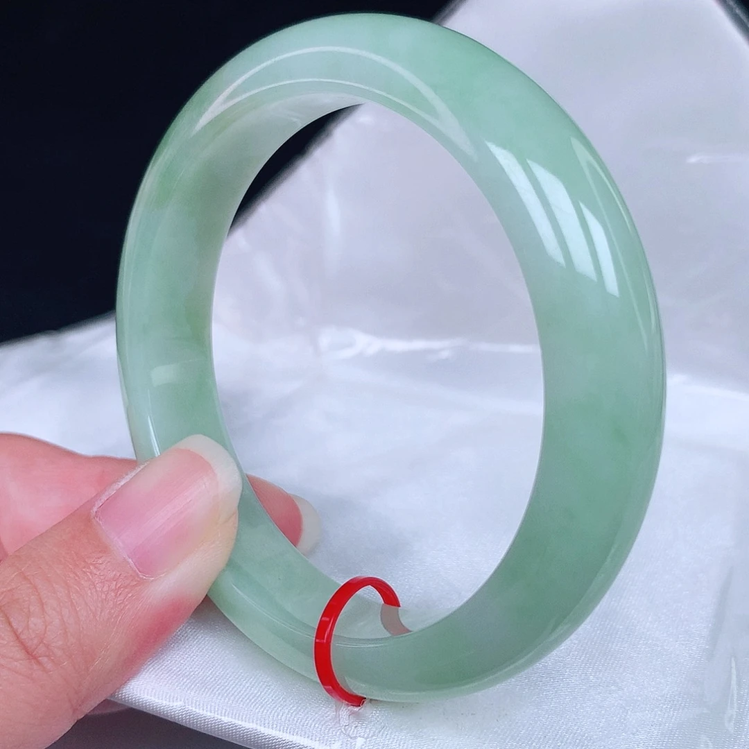 翡翠未镶嵌手镯55圈0101