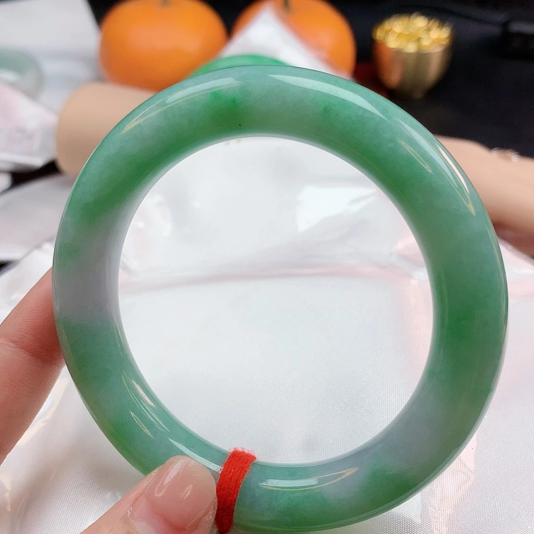 翡翠手镯未镶嵌59圈圆2250