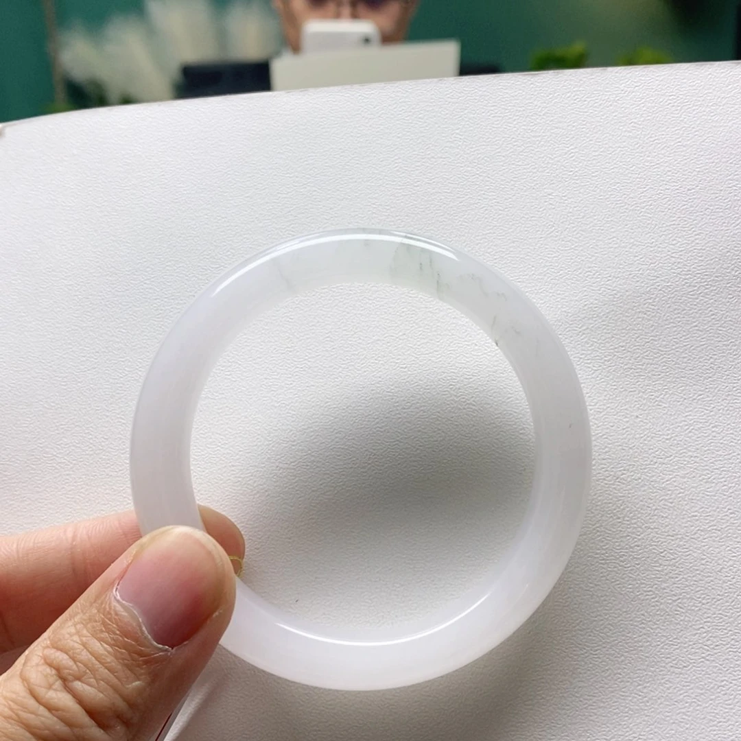 石英岩玉手镯未镶嵌开***婷55.8