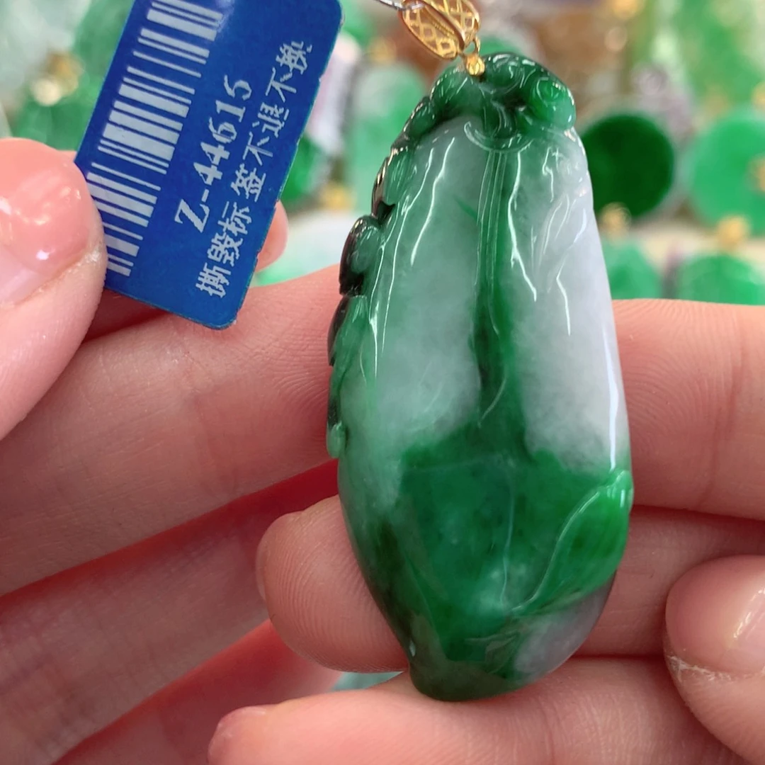 翡翠吊坠(不含链)18K金镶嵌