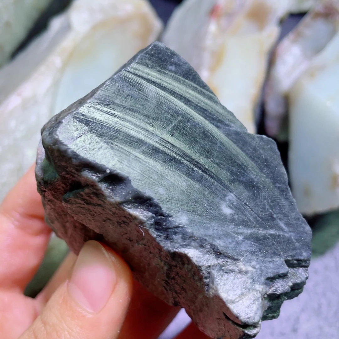 和田玉未镶嵌珠宝半成品