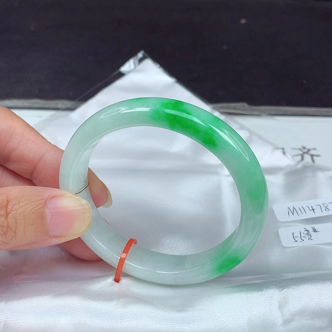 未镶嵌手镯翡翠55贵4787